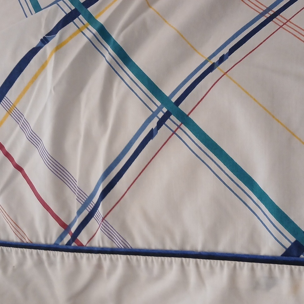 Vintage 3 Piece Queen Sheets - Picture 10 of 11